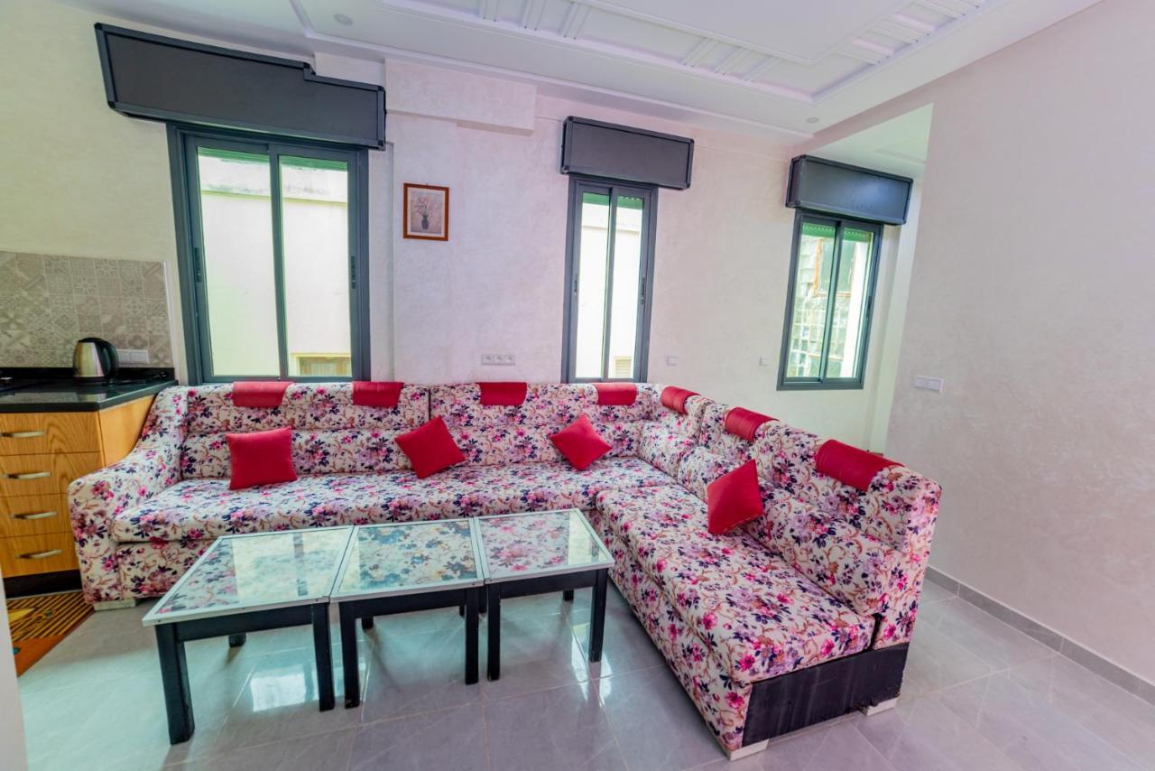 Velasquez Appartements Fast Wifi And Ocean View Tanger Exterior foto