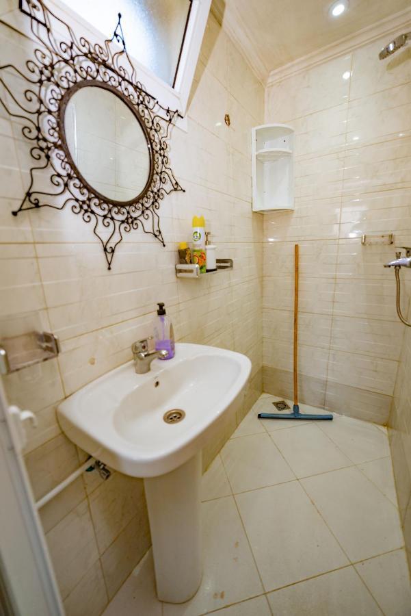 Velasquez Appartements Fast Wifi And Ocean View Tanger Exterior foto